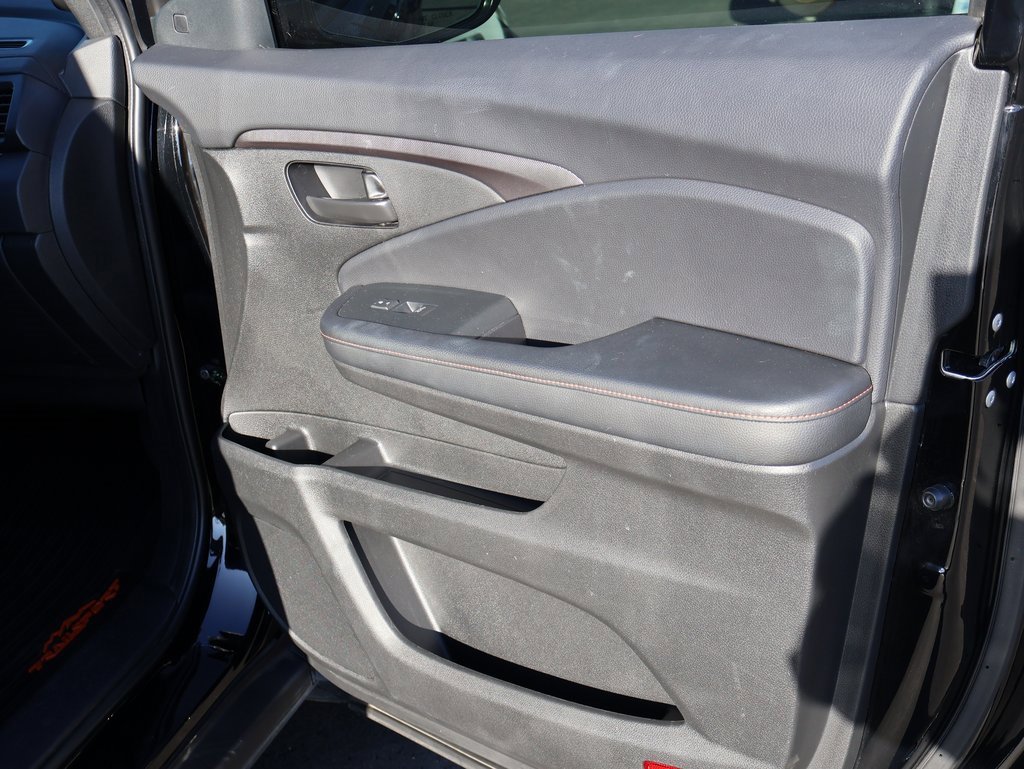 Certified 2022 Honda Passport TrailSport image 11