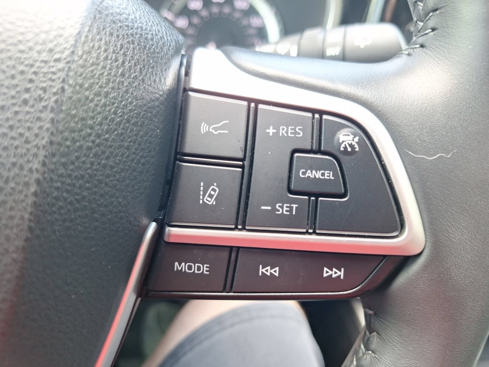 Used 2024 Toyota Highlander XSE AWD/4WD image 20