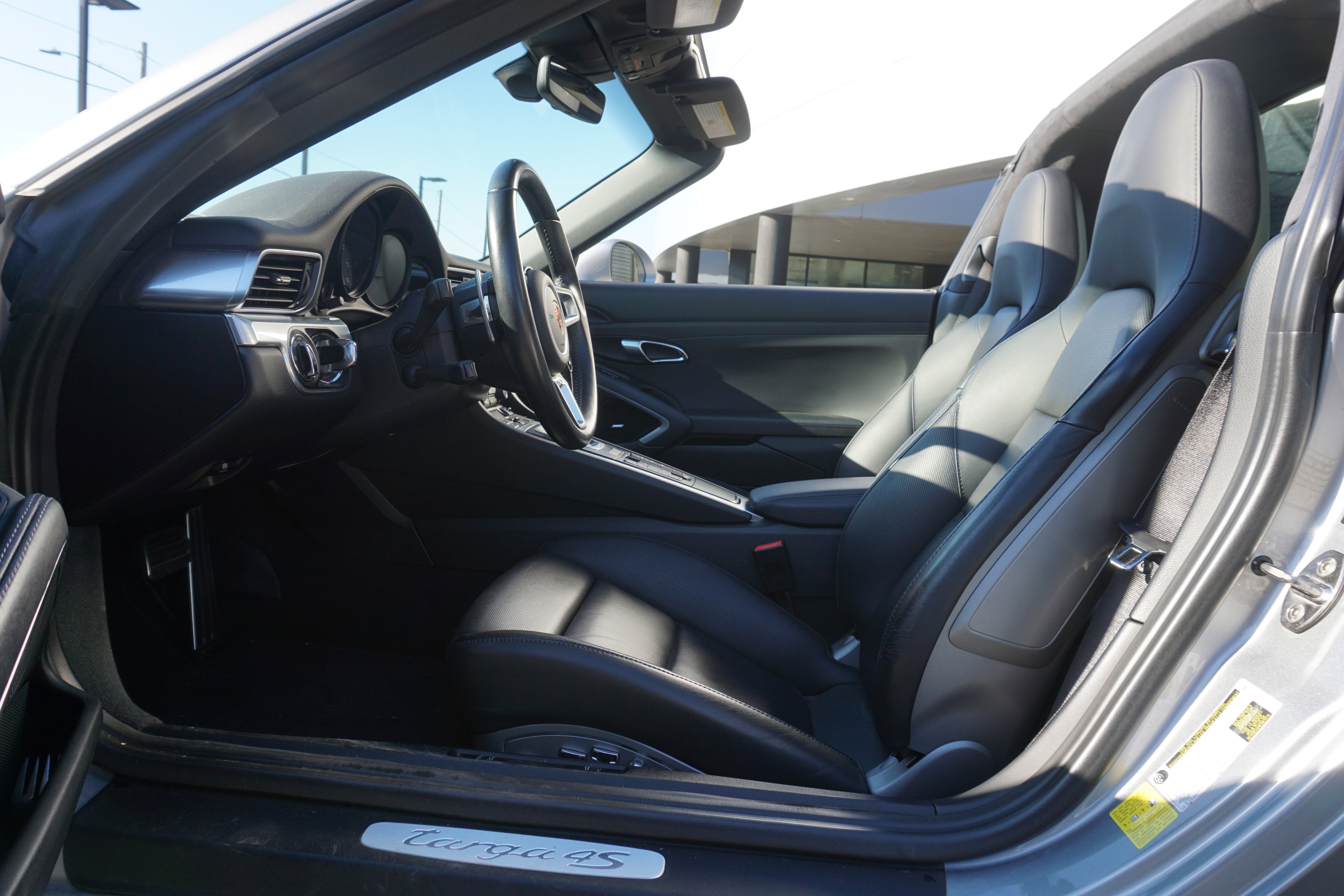 Certified 2017 Porsche 911 Targa 4S AWD/4WD image 5