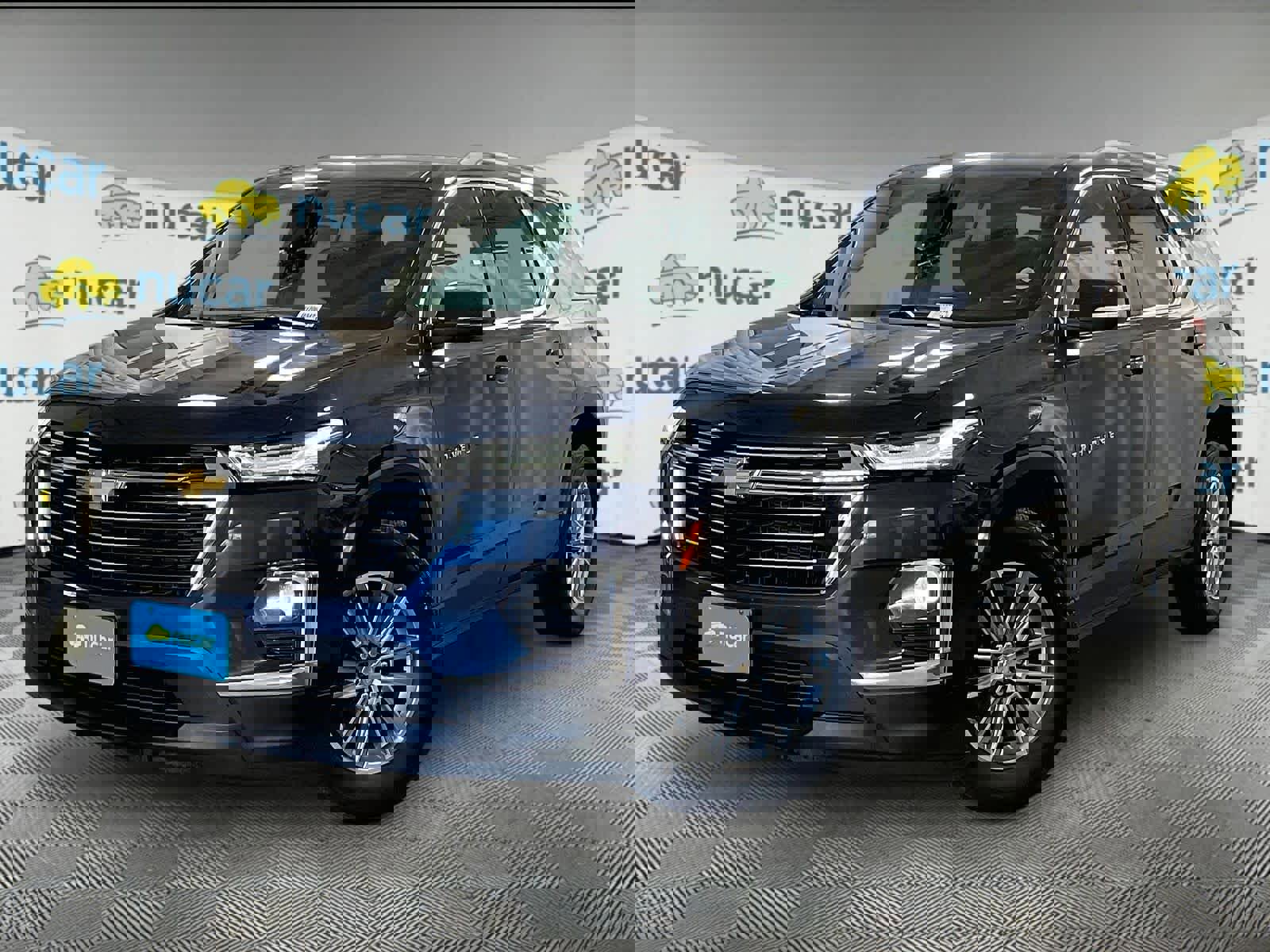 Used 2023 Chevrolet Traverse LT w/ LPO, Floor Liner Package AWD/4WD image 3