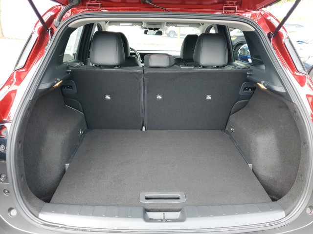 Certified 2026 Nissan Kicks SR FWD image 26