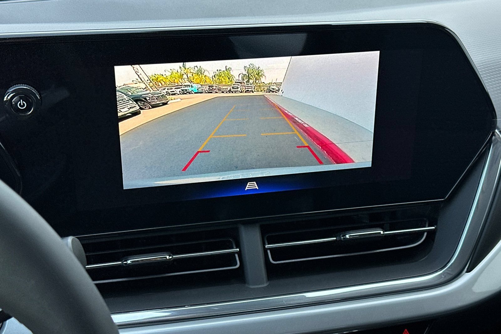 New 2026 Chevrolet Trax LT w/ Driver Confidence Package FWD image 19