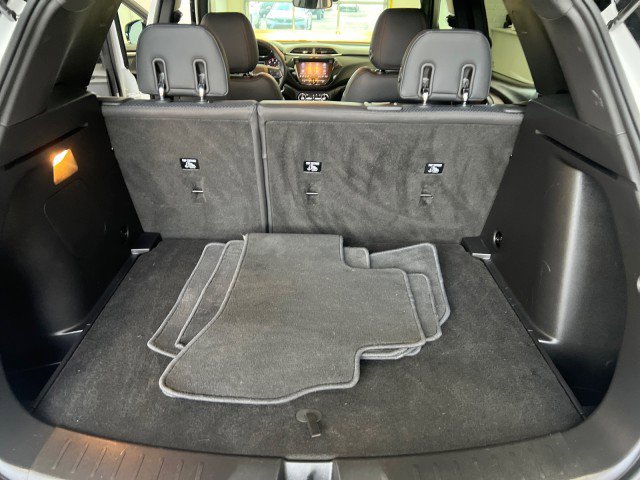 Used 2021 Chevrolet TrailBlazer RS w/ Convenience Package image 10