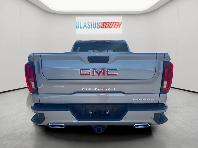 Used 2026 GMC Sierra 1500 Denali w/ Technology Package AWD/4WD image 4