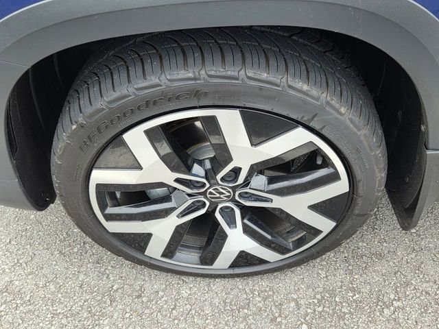 Used 2022 Volkswagen Taos SEL AWD/4WD image 9