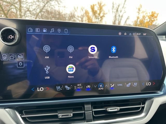 New 2026 Chevrolet Equinox EV LT image 26