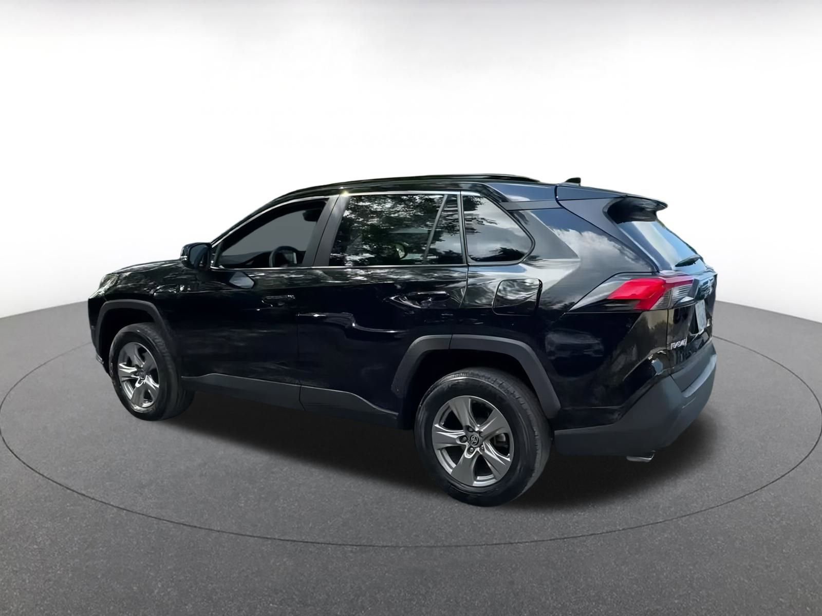 Used 2024 Toyota RAV4 XLE image 10