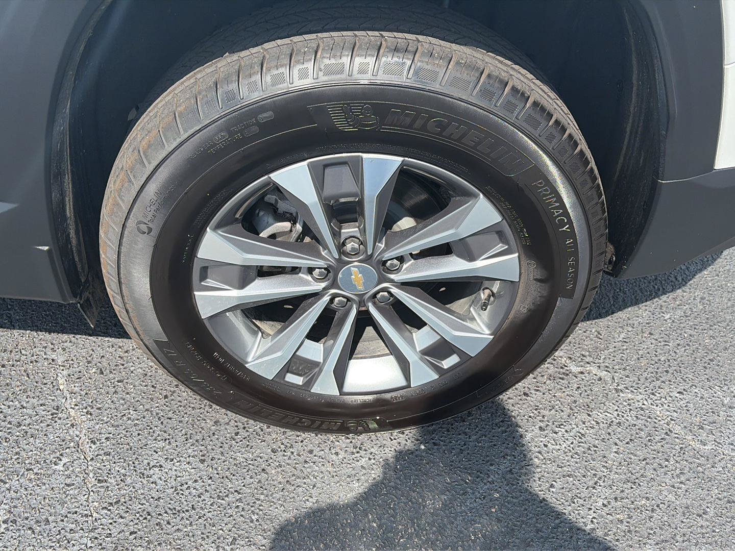 Used 2026 Chevrolet Equinox LT AWD/4WD image 31