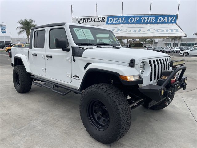 Used 2021 Jeep Gladiator Sport image 2