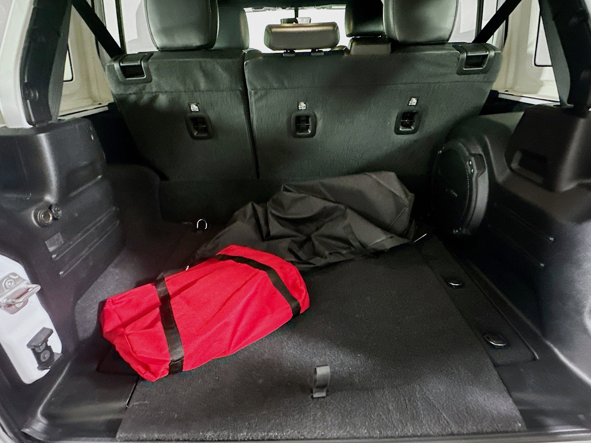Used 2023 Jeep Wrangler Sahara image 27