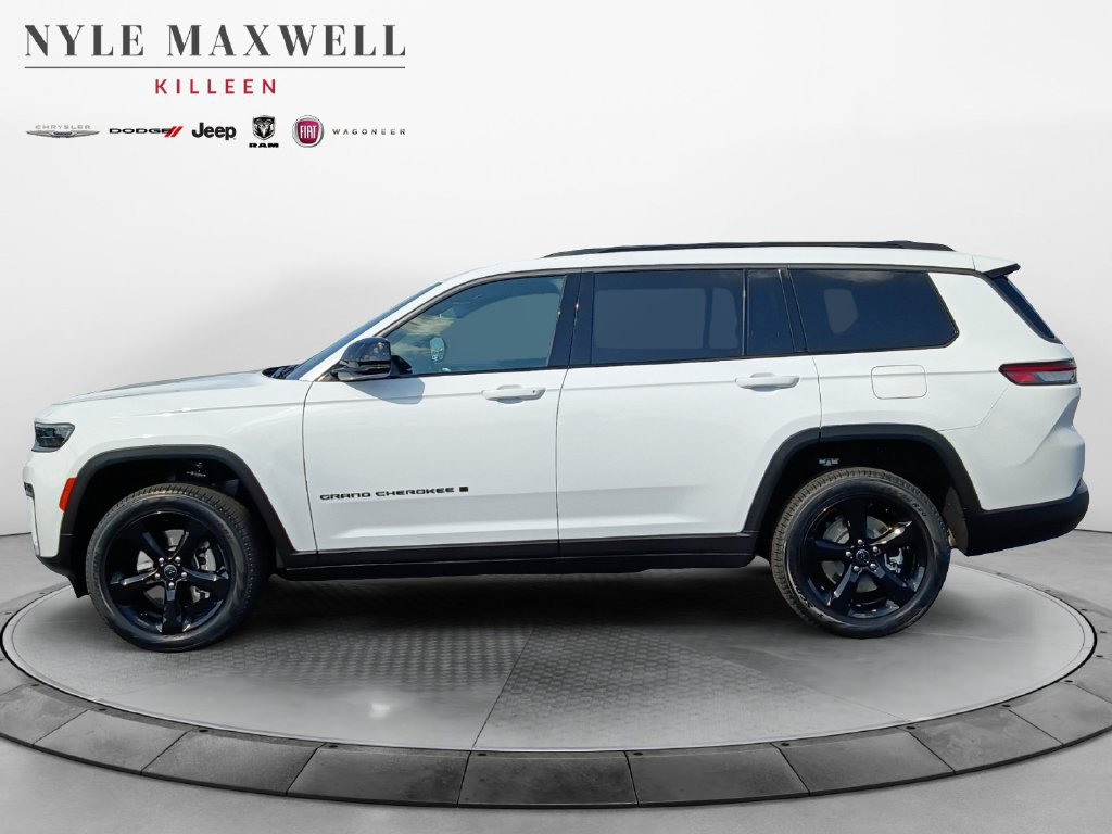 New 2027 Jeep Grand Cherokee L Limited w/ Limited Altitude Package AWD/4WD image 13