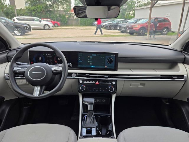 Used 2025 Hyundai Tucson SEL FWD image 24