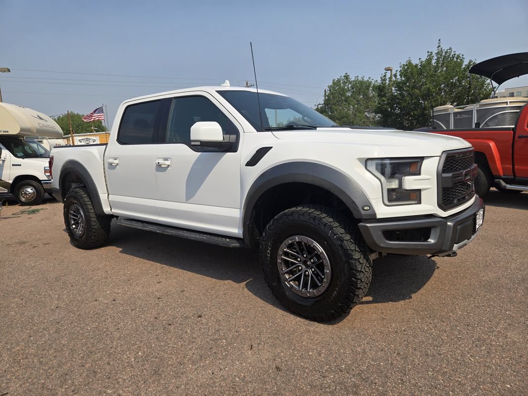 Used 2020 Ford F150 Raptor w/ Equipment Group 802A Luxury AWD/4WD image 14
