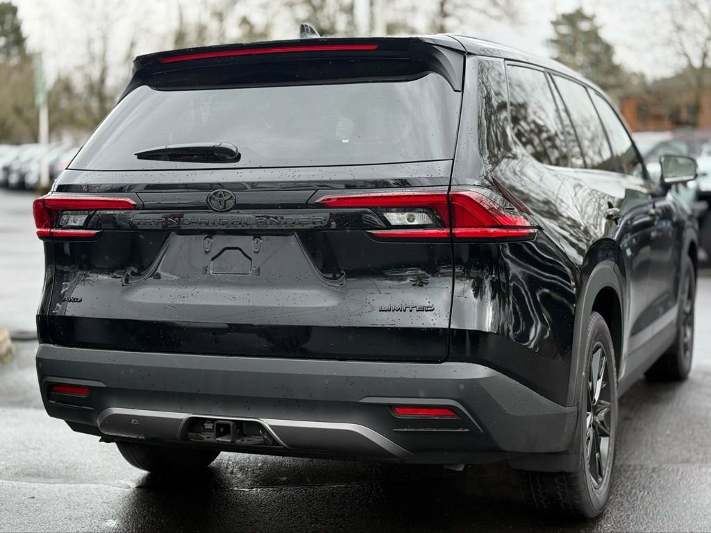 Certified 2025 Toyota Grand Highlander Limited image 5