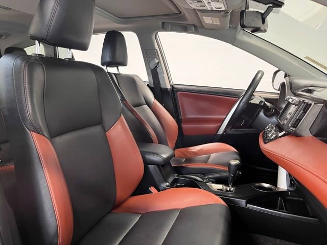 Used 2015 Toyota RAV4 Limited image 9