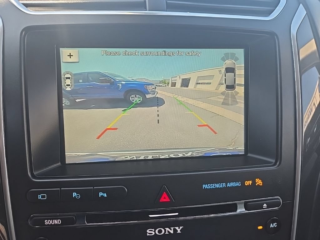 Used 2018 Ford Explorer Platinum AWD/4WD image 21