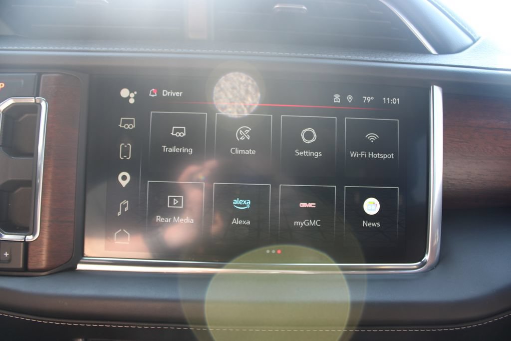 Used 2023 GMC Yukon Denali Ultimate w/ LPO, Floor Liner Package AWD/4WD image 55
