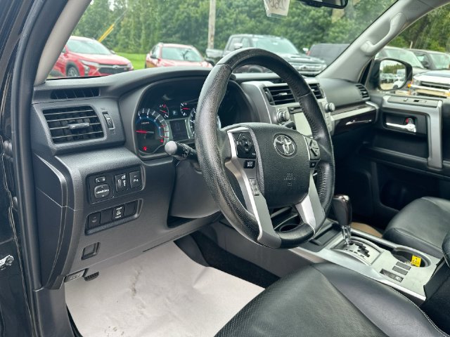 Used 2014 Toyota 4Runner Limited AWD/4WD image 19