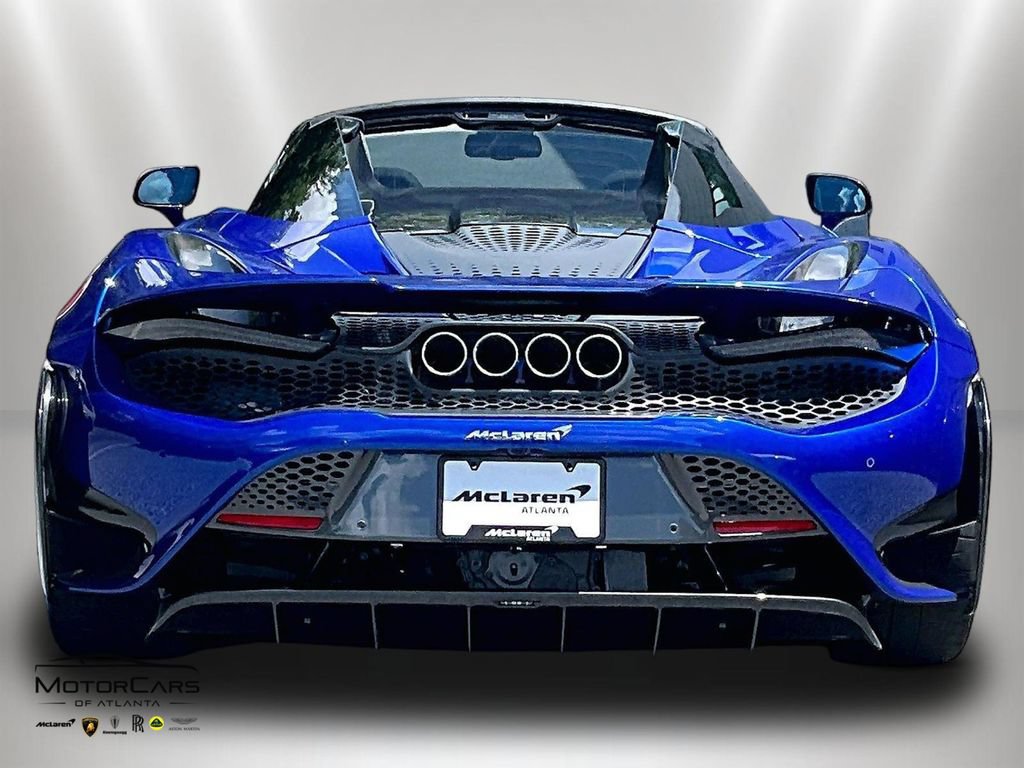 Used 2022 McLaren 765LT RWD image 4