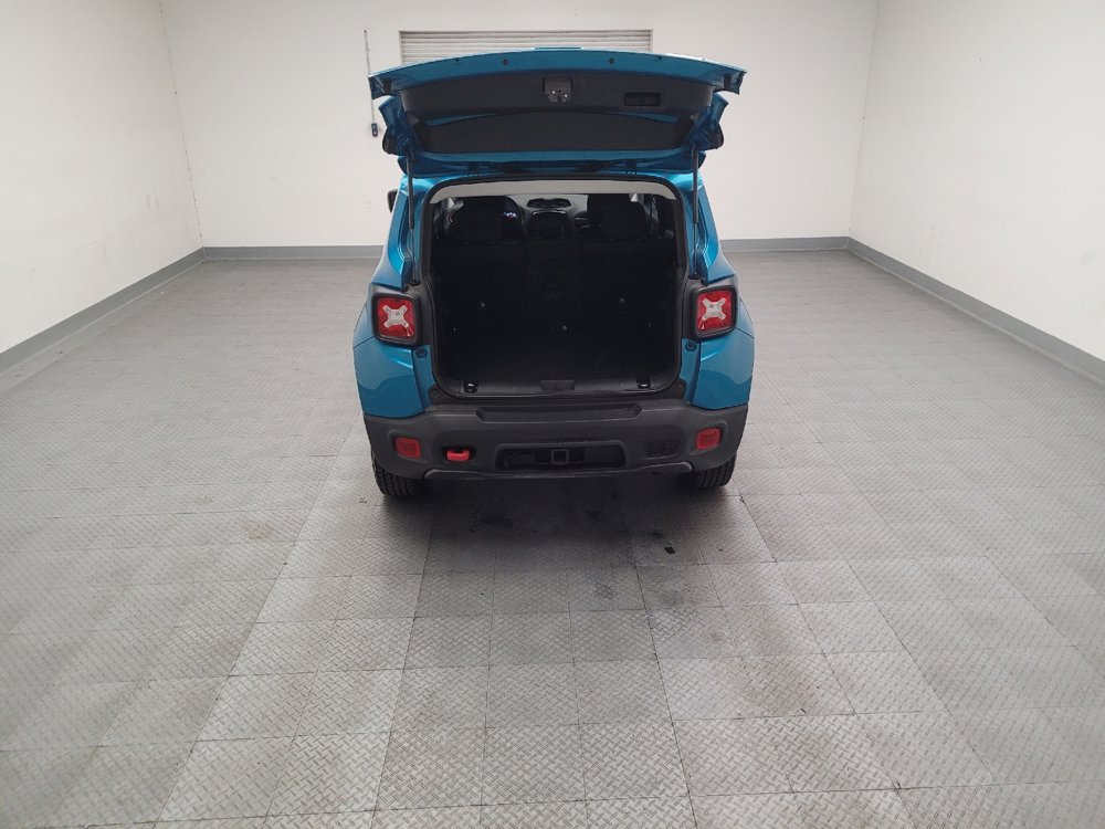 Used 2022 Jeep Renegade Trailhawk w/ Trailer Tow Group image 29