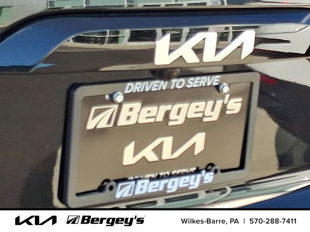 Certified 2025 Kia Niro LX image 33