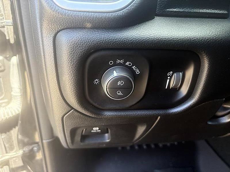 Used 2023 RAM 1500 Big Horn w/ Trailer Tow Group RWD image 15