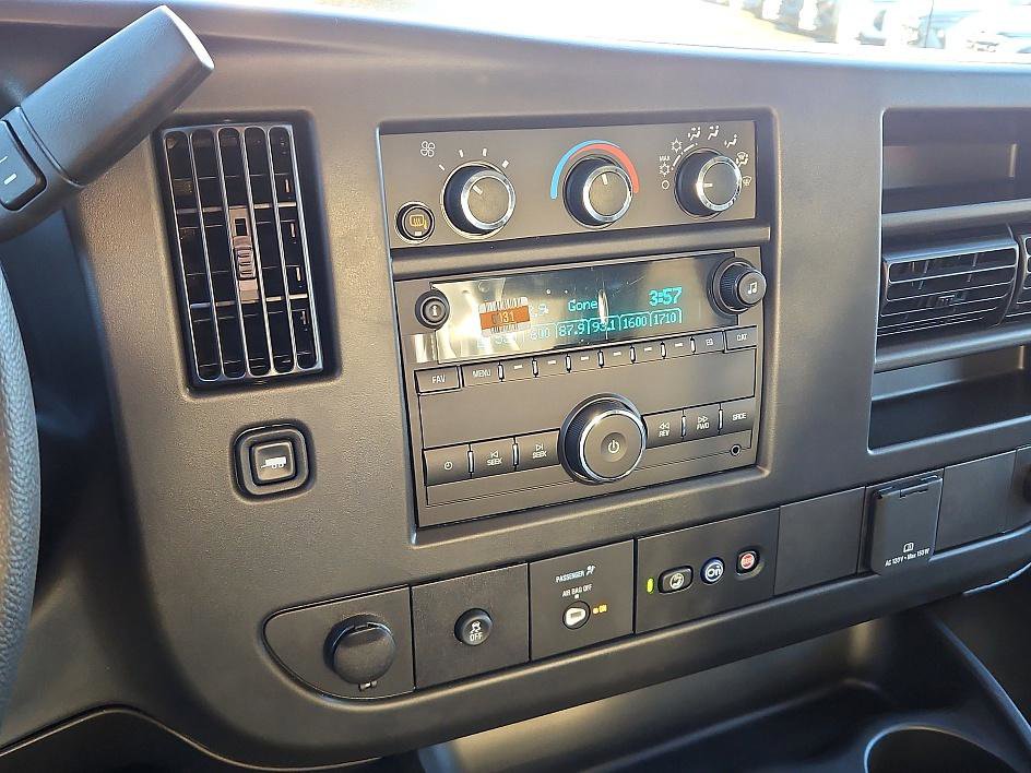 New 2026 Chevrolet Express 3500 w/ Power Convenience Package image 15