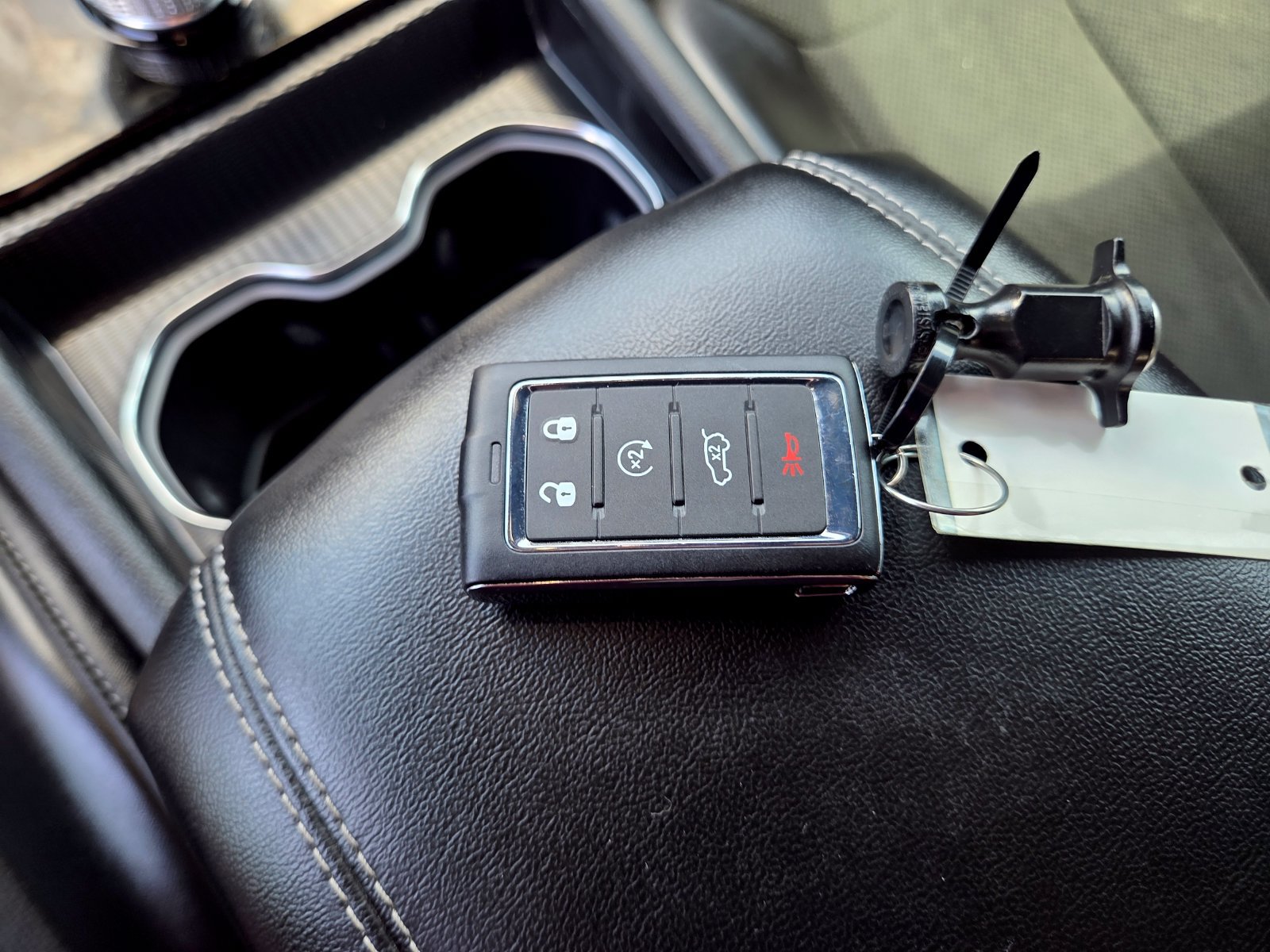 Used 2025 Jeep Grand Cherokee L Altitude AWD/4WD image 35