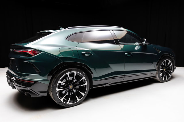 Used 2021 Lamborghini Urus image 4