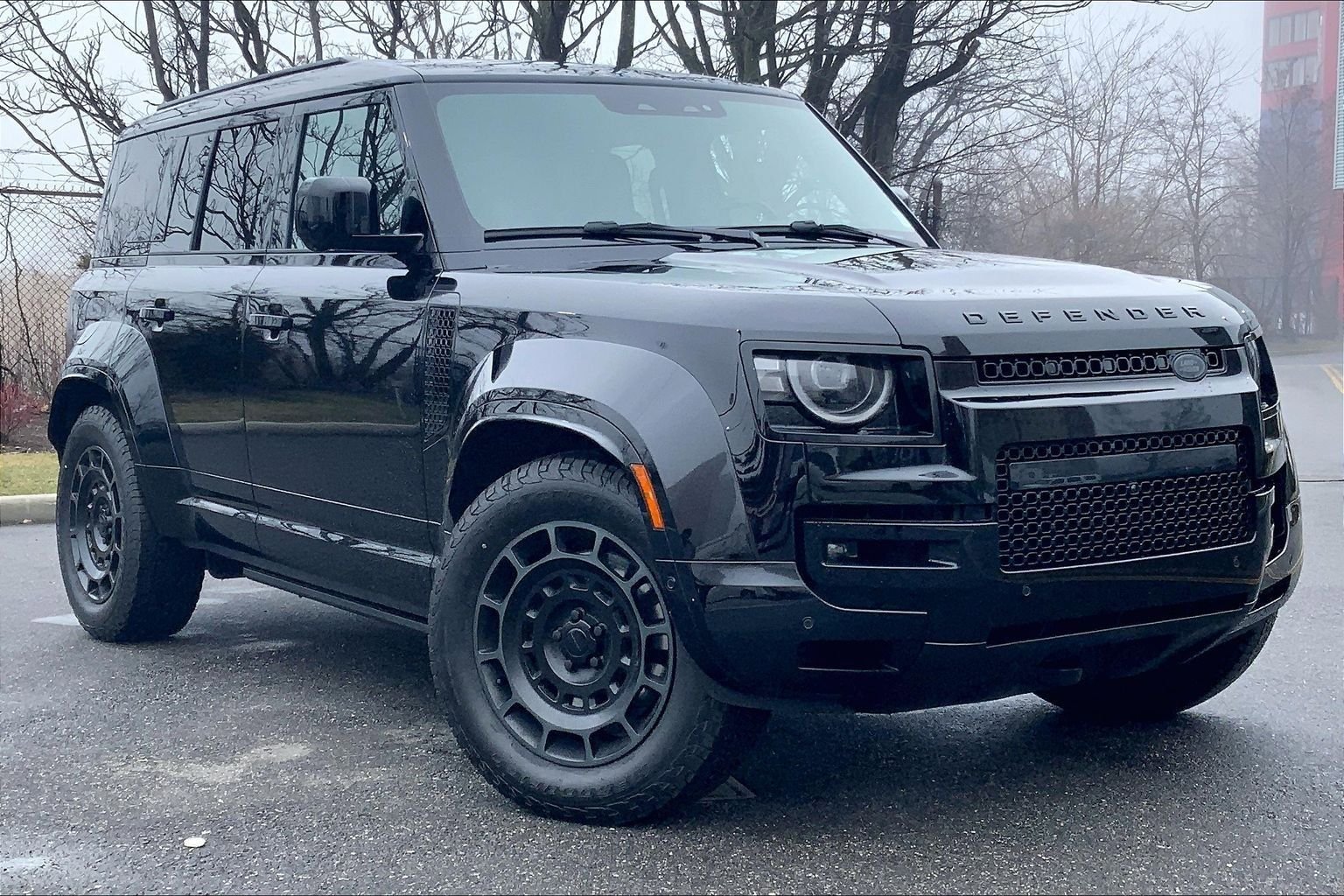 New 2026 Land Rover Defender 110 OCTA image 2
