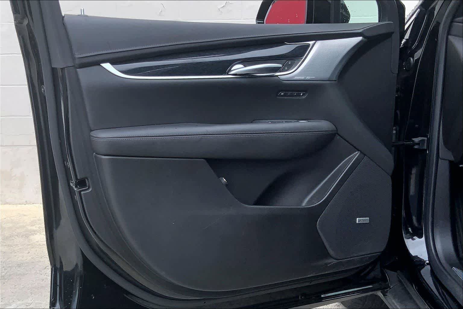 Used 2023 Cadillac XT5 Premium Luxury w/ Technology Package image 27
