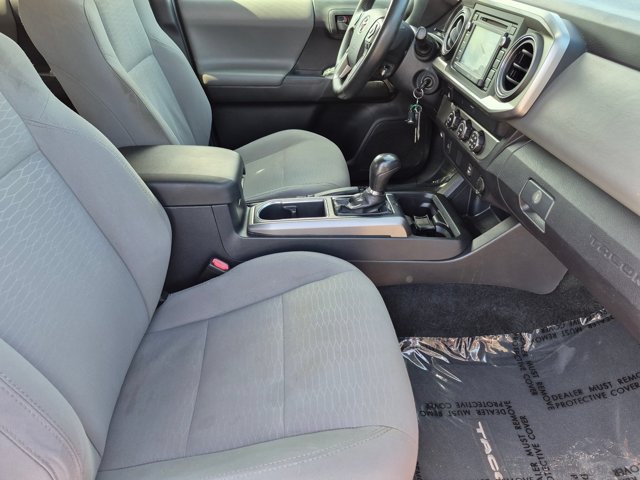 Used 2019 Toyota Tacoma SR5 RWD image 18