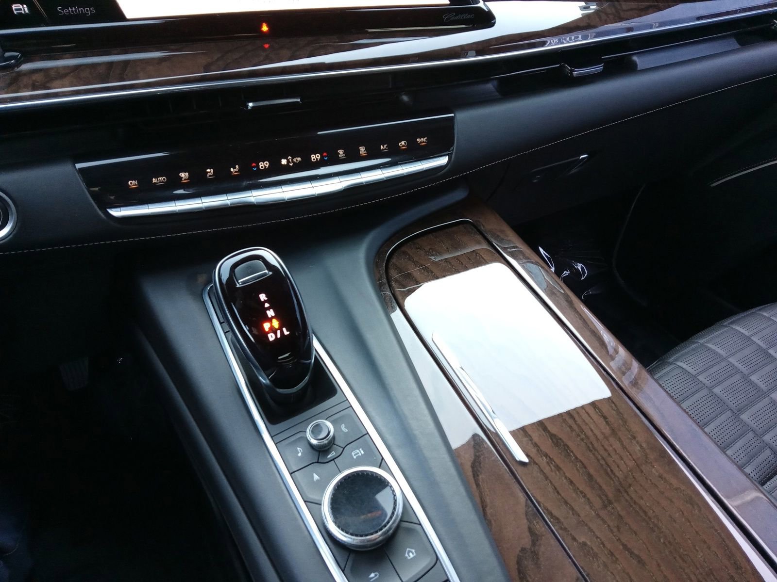 Used 2021 Cadillac Escalade Sport Platinum image 20