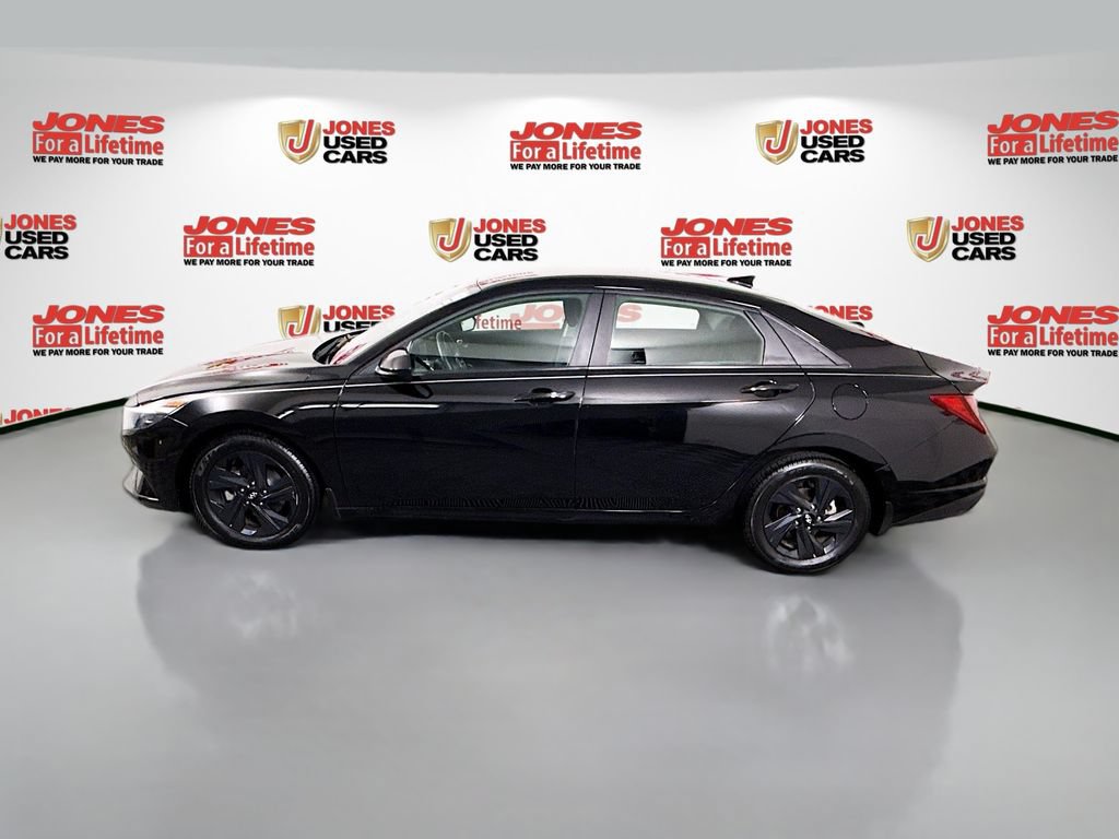 Certified 2022 Hyundai Elantra SEL FWD image 13
