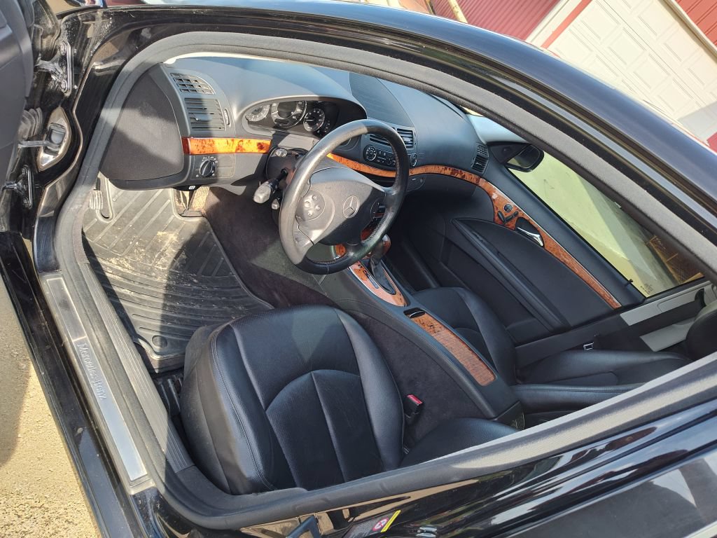 Used 2006 Mercedes-Benz E 350 4MATIC Sedan image 5