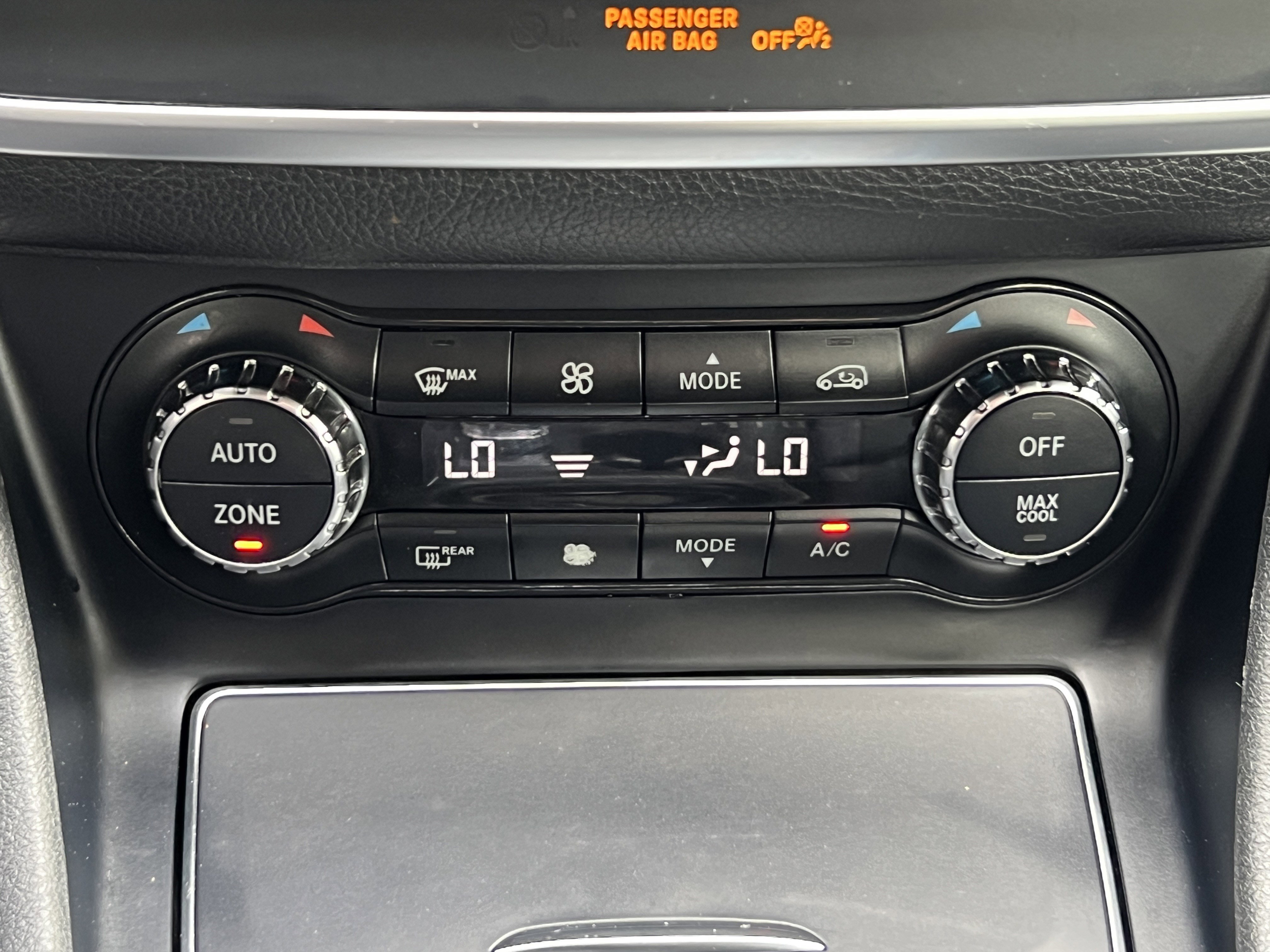 Used 2018 Mercedes-Benz GLA 250 4MATIC image 31