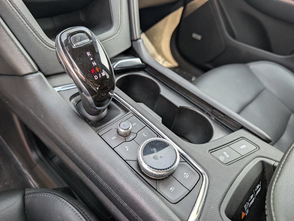Used 2020 Cadillac XT6 Premium Luxury AWD/4WD image 29