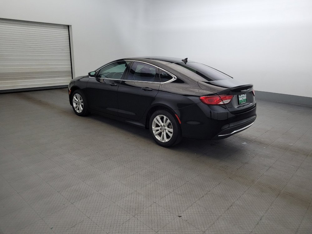 Used 2017 Chrysler 200 Limited Platinum FWD image 3