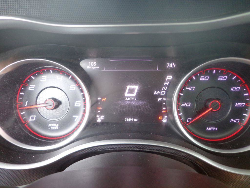 Used 2015 Dodge Charger SXT w/ AWD Plus Group image 27