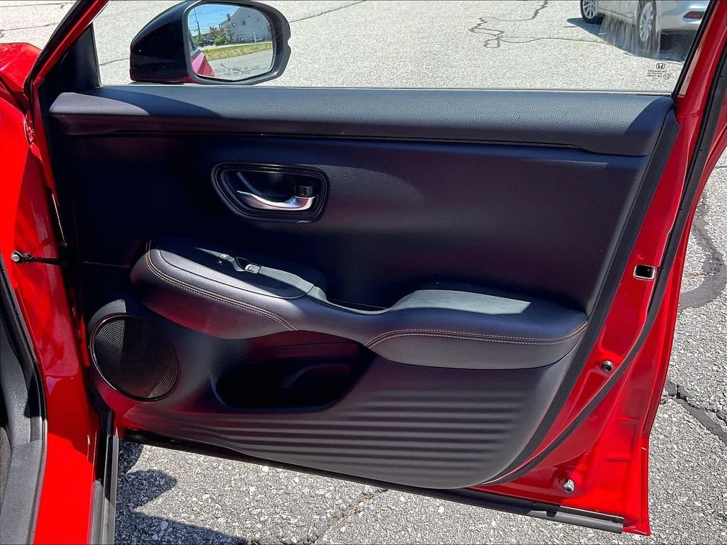 Certified 2023 Honda HR-V Sport image 12