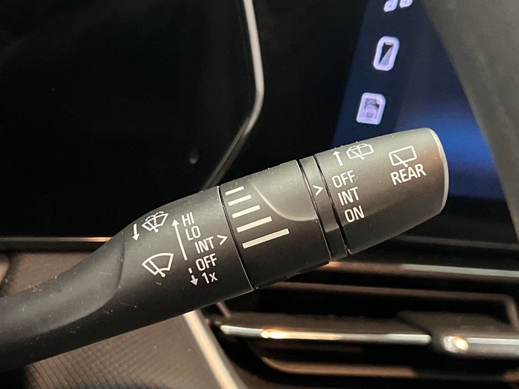 Used 2025 Chevrolet TrailBlazer LT image 40