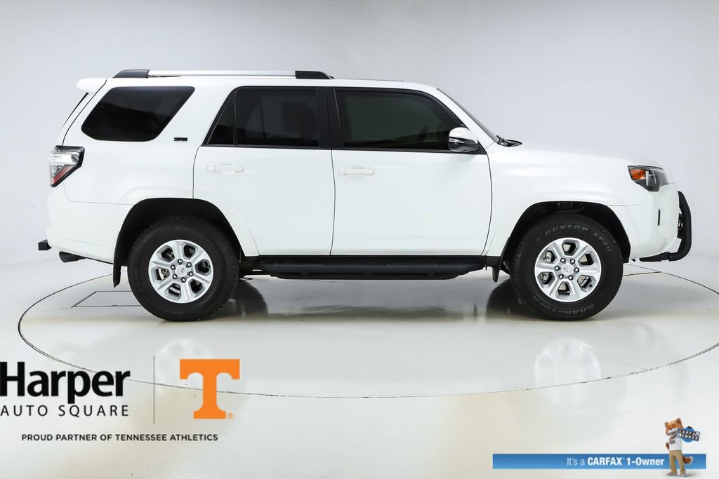 Used 2024 Toyota 4Runner SR5 Premium w/ Moonroof Package AWD/4WD image 10