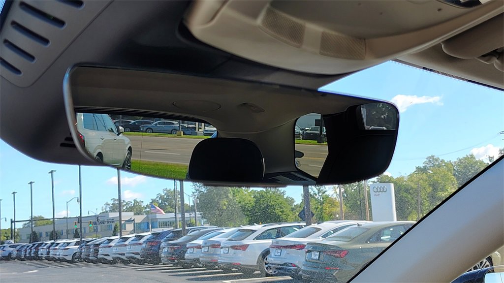 New 2026 Volvo XC60 B5 Plus w/ Climate Package image 27