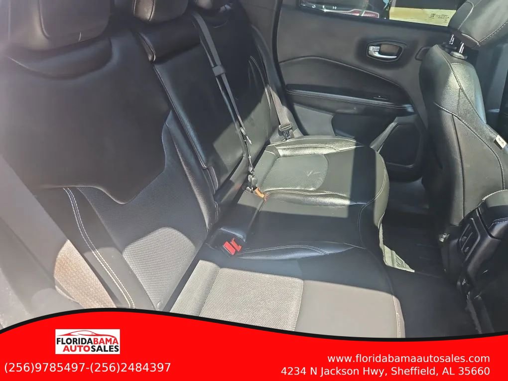 Used 2021 Jeep Compass Latitude w/ Sun and Sound Group FWD image 8