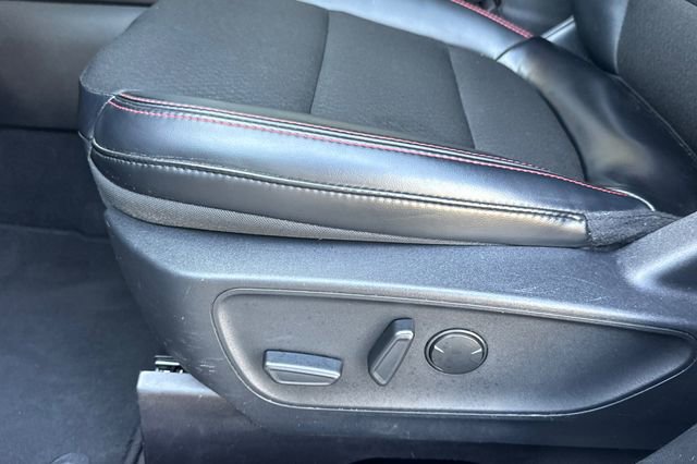 Used 2025 Ford Escape ST-Line FWD image 13