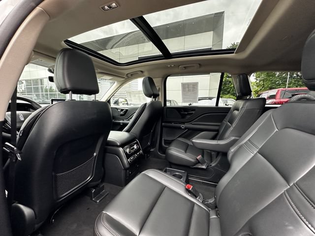 Certified 2023 Lincoln Aviator AWD w/ Premium Package image 18
