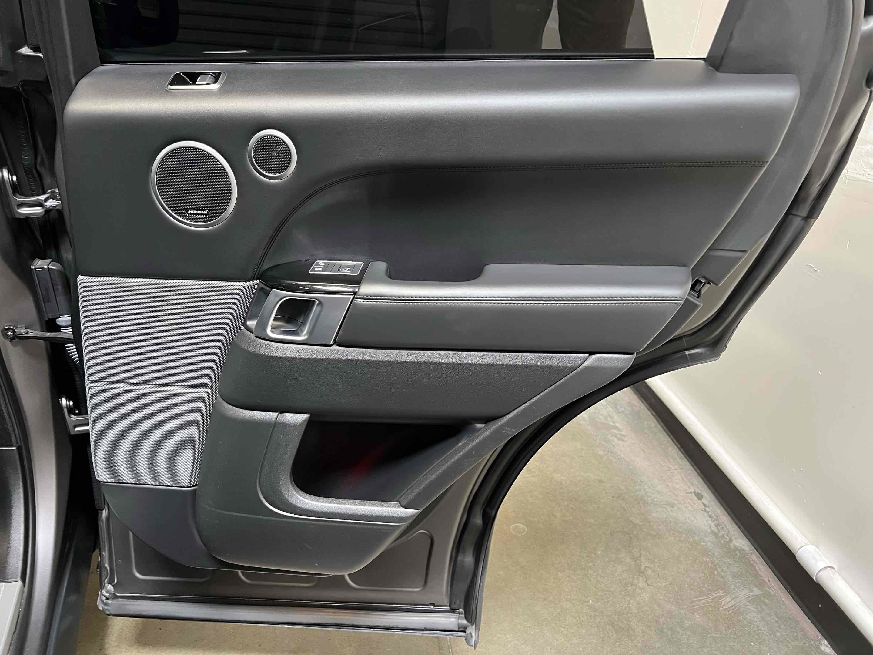 Used 2020 Land Rover Range Rover Sport HST image 69