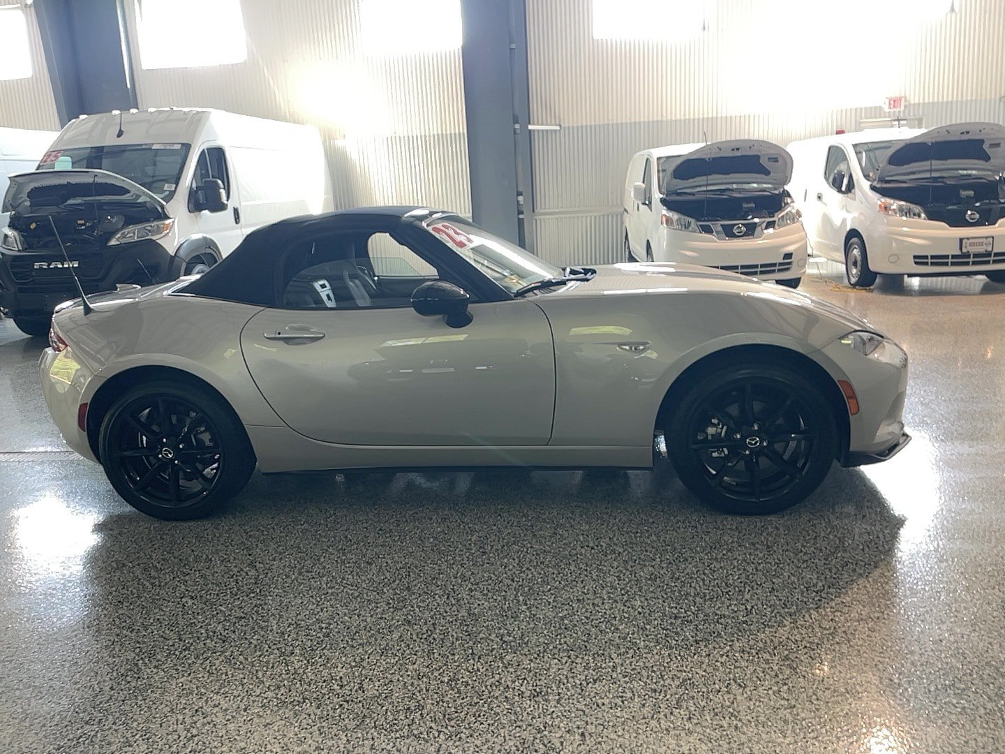 Used 2023 MAZDA MX-5 Miata Club RWD image 25