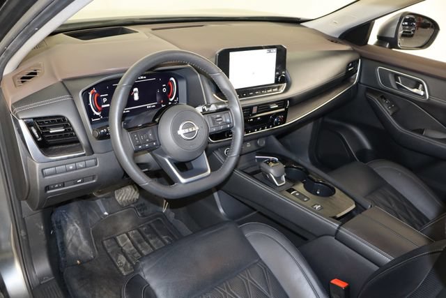 Used 2023 Nissan Rogue Platinum w/ Platinum Premium Package FWD image 27