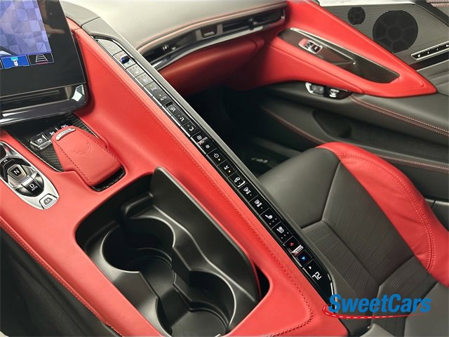 Used 2024 Chevrolet Corvette Z06 image 34